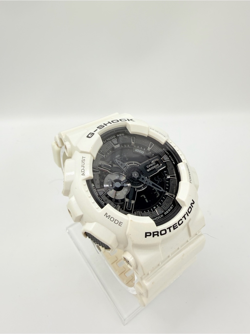 Casio G-Shock GA-110C-7A White Analog Digital Watch 5146 200M Working